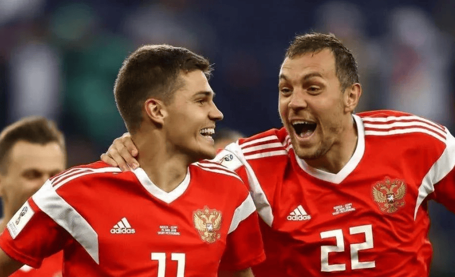 哈兰德焦点对战，费德勒与90激战SKT分钟，出色防守胜负难料！